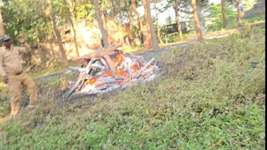 Barabanki : बाराबंकी रेलवे स्टेशन पर ट्रेन में चढ़ते समय युवक की मौत, परिजनों में मचा कोहराम