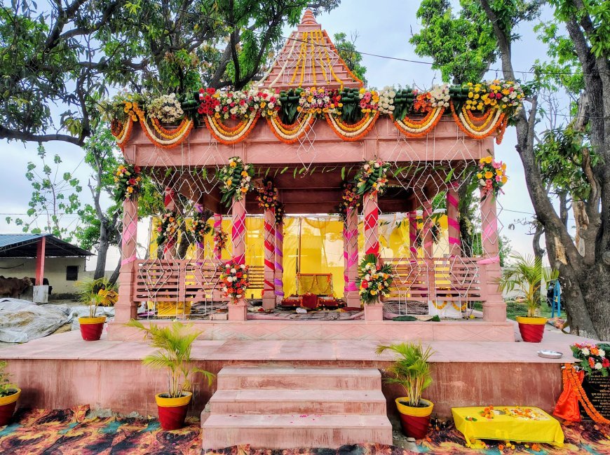 Ayodhya : दर्शन नगर गुरुकुल में भव्य यज्ञशाला का लोकार्पण, वैदिक मंत्रोच्चार के साथ संपन्न हुआ पूजन