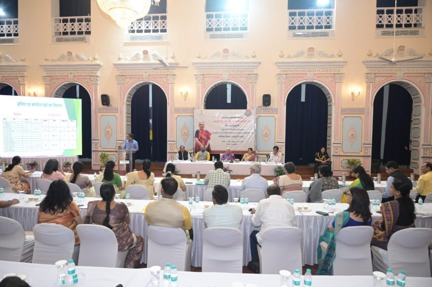 Lucknow : राज्यपाल की अध्यक्षता में प्रधानाचार्यों के साथ एक महत्वपूर्ण समीक्षा बैठक का जन भवन में हुआ आयोजन