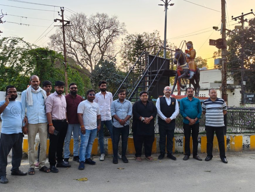 Sitapur : छत्रपति शिवाजी महाराज की पुण्यतिथि पर आजाद हिन्द भगत संगठन ने अर्पित की श्रद्धांजलि