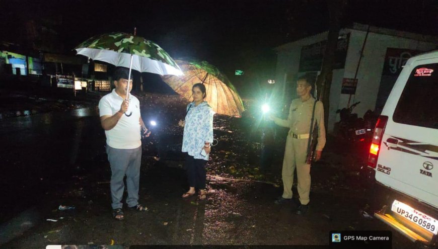 Sitapur : सीतापुर में तेज आंधी और बारिश का कहर, बिजली आपूर्ति ठप होने से जनजीवन हुआ बेहाल