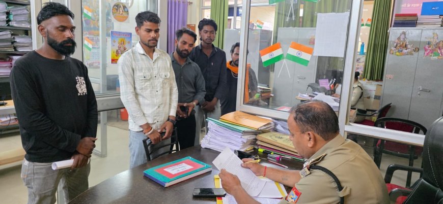 Bajpur : पुलिस कर्मियों पर मारपीट का आरोप, सीओ कार्यालय में शिकायत