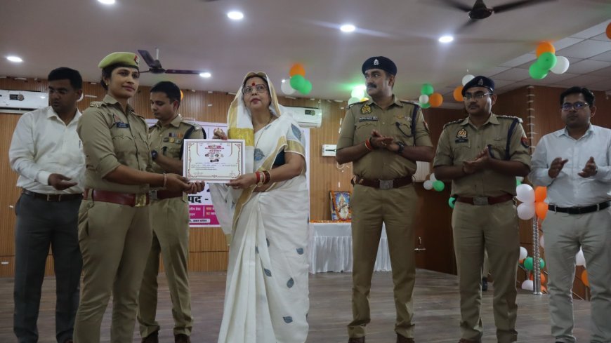 Hardoi : मिशन शक्ति कार्यक्रम का आयोजन, जिला पंचायत अध्यक्ष ने कहा- घर के आंगन से चंद्रयान तक पहुँच रही हैं महिलाएँ