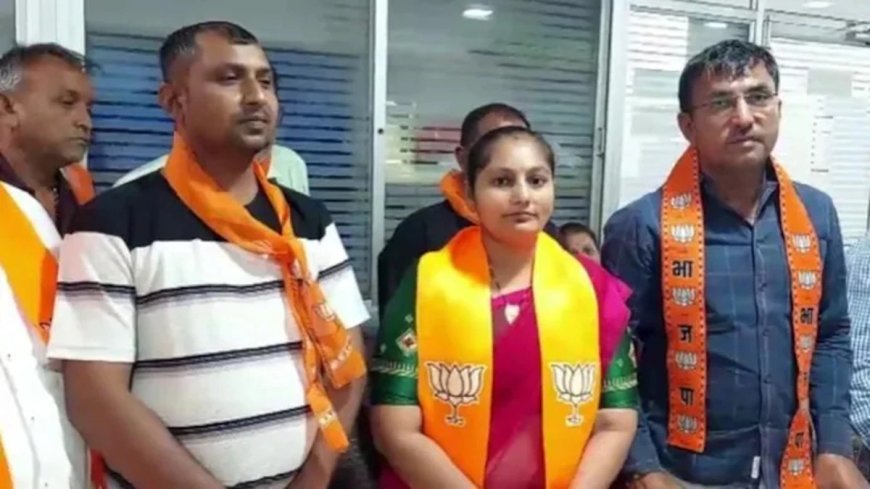 भावनगर में सियासी हाई-ड्रामा: भाजपा पार्षद सेजलबेन गोहिल ने तीन घंटे में बदला पाला, कांग्रेस को दे गई बड़ा झटका।