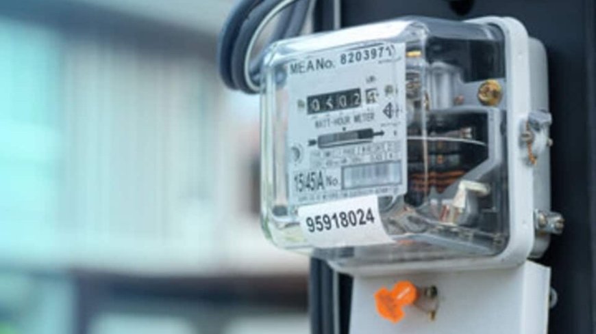 Raebareli : गांव से बाहर घर बनाकर रहने वालों के लिए बिजली पाना हुआ आसान, विभाग खुद बिछाएगा तार