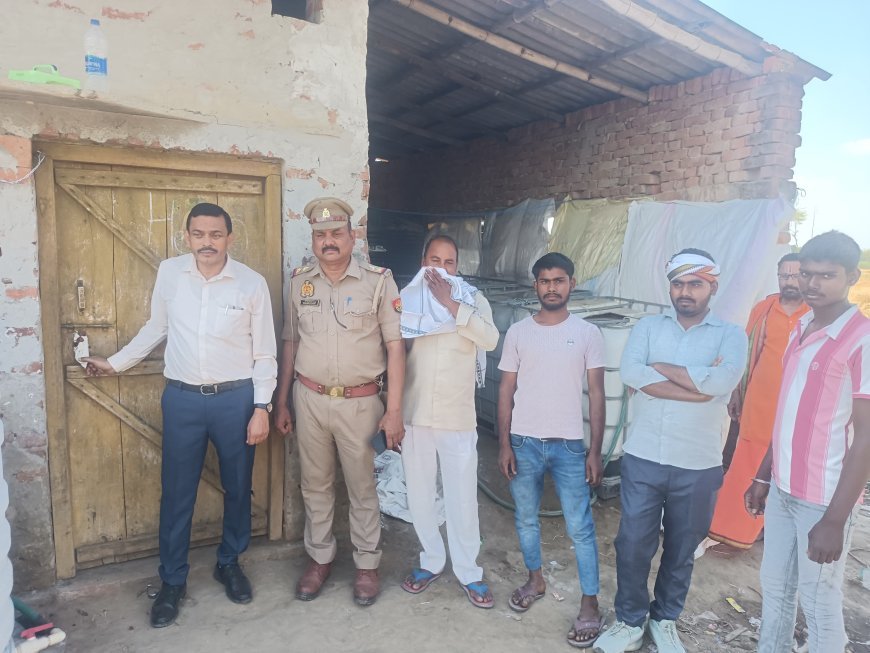Gonda : अवैध डीईएफ प्लांट का भंडाफोड़, किसानों की अनुदानित यूरिया का हो रहा था काला कारोबार