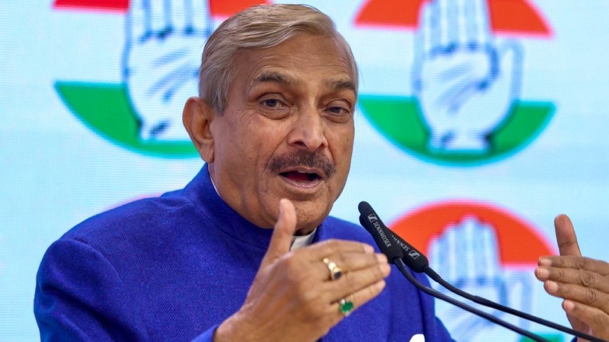उत्तर प्रदेश मतदाता सूची विवाद: कांग्रेस सांसद प्रमोद तिवारी ने निर्वाचन आयोग की निष्पक्षता पर उठाए गंभीर सवाल।