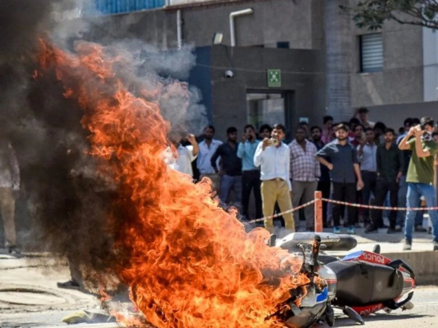 Noida Voilence : 300 से अधिक उपद्रवी गिरफ्तार, नोएडा हिंसा के पीछे गहरी साजिश, व्हाट्सएप ग्रुपों के जरिए भड़काई गई भीड़,