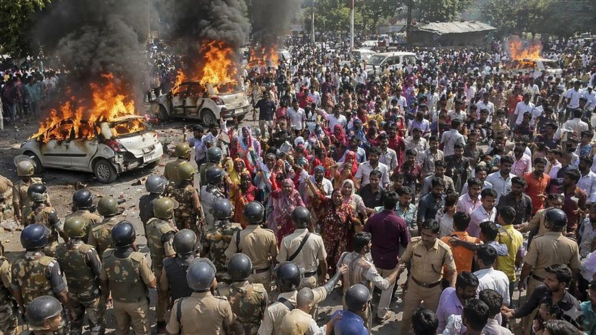 Noida Voilence : डीजीपी ने संभाली कमान- साजिश रचने वालों पर लगेगा गैंगस्टर एक्ट, उपद्रवियों को देखते ही सख्त कार्रवाई के निर्देश, सुरक्षा घेरे में नोएडा