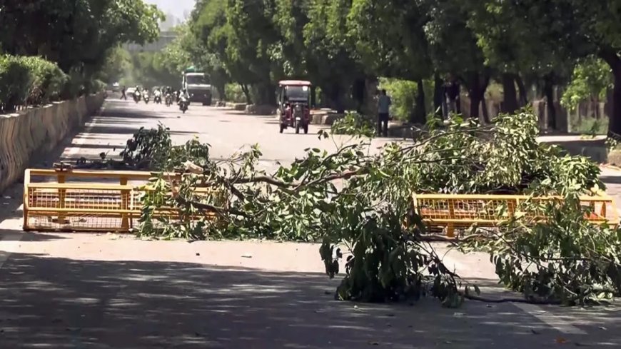 Noida Update : नोएडा और ग्रेटर नोएडा में हिंसा को लेकर आदेश जारी, 14 अप्रैल को सभी इकाइयां रहेंगी बंद, मुख्यमंत्री की कमेटी का बड़ा निर्णय