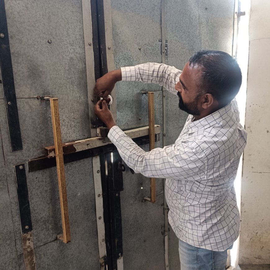 Bajpur : प्रसव के दौरान महिला की मौत के बाद उजाला अस्पताल सील