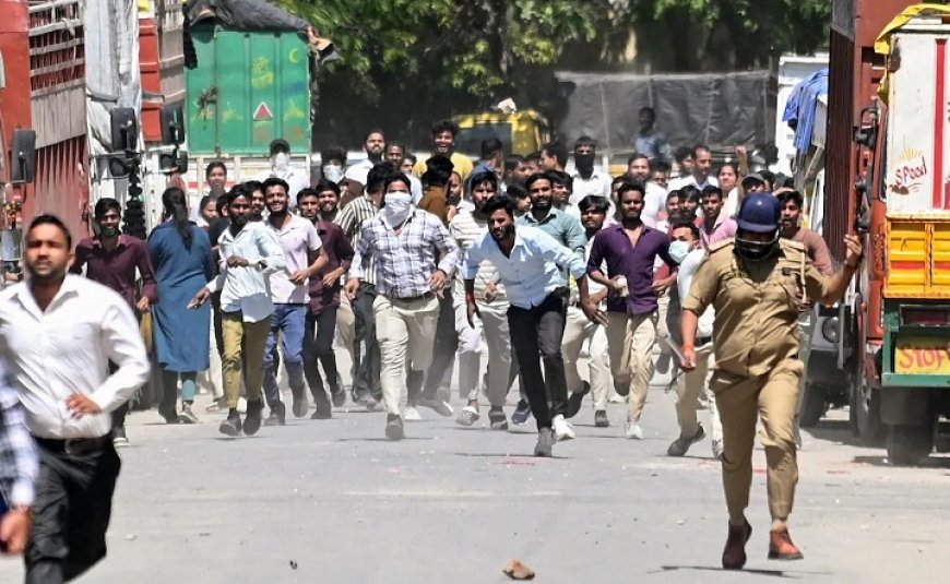 नोएडा में 'ऑपरेशन क्लीन' की शुरुआत: 66 उपद्रवी गिरफ्तार, प्रियंका भारती और कंचना यादव समेत चार पर गंभीर धाराओं में केस दर्ज।
