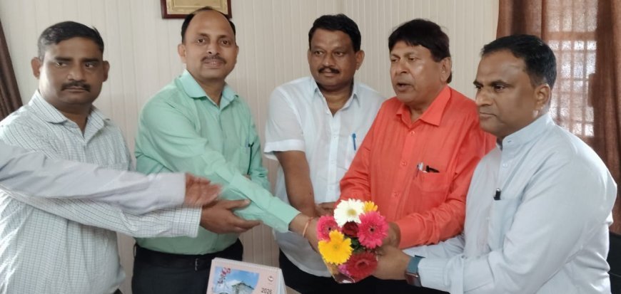 Bajpur : पिछड़ा वर्ग आयोग के सदस्य ने सरकारी योजनाओं की प्रगति जांची, पात्रों को लाभ दिलाने के निर्देश