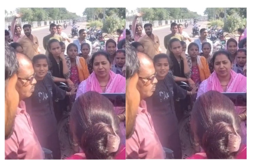 Sitapur : शाह महोली ग्लूकोज फैक्ट्री में मजदूरों के शोषण का आरोप, वेतन बढ़ाने और छुट्टी की मांग को लेकर आंदोलन की चेतावनी