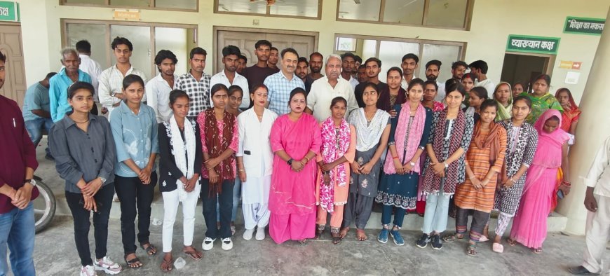 Sitapur : मिश्रिख के भगवत मेमोरियल कॉलेज में कौशल विकास के तहत हेल्थकेयर कोर्स शुरू, विधायक ने किया उद्घाटन