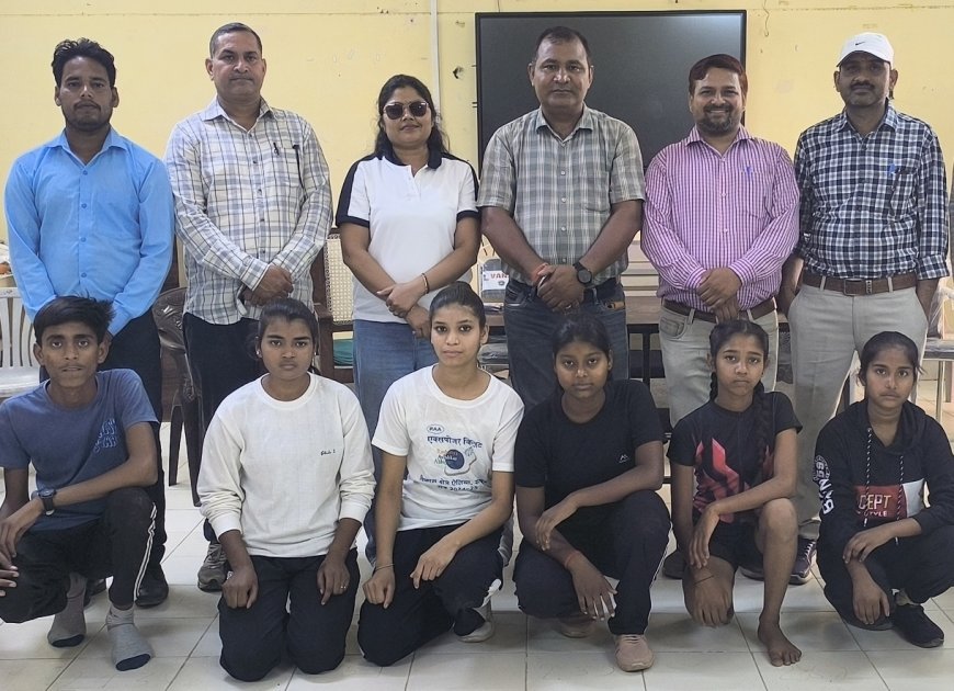 Sitapur : राजकीय इण्टर कॉलेज में जिला स्तरीय योग ओलिंपियाड आयोजित, विजेता खिलाड़ी अब लखनऊ में दिखाएंगे दम