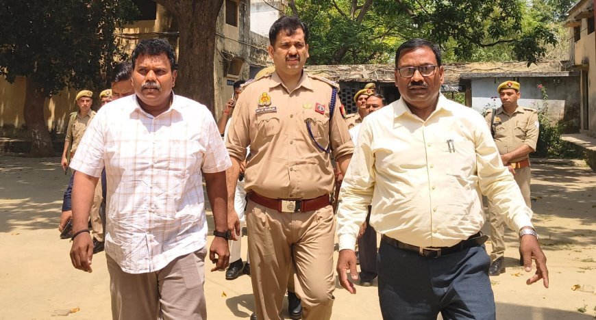 Sitapur : होमगार्ड भर्ती परीक्षा के लिए सीतापुर प्रशासन मुस्तैद, डीएम और एसपी ने केंद्रों पर पहुंचकर जांची तैयारियां