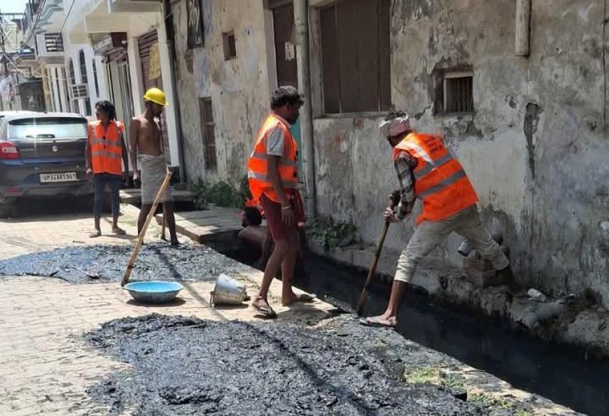 Sitapur : सीतापुर में जलभराव रोकने के लिए नाला सफाई अभियान शुरू