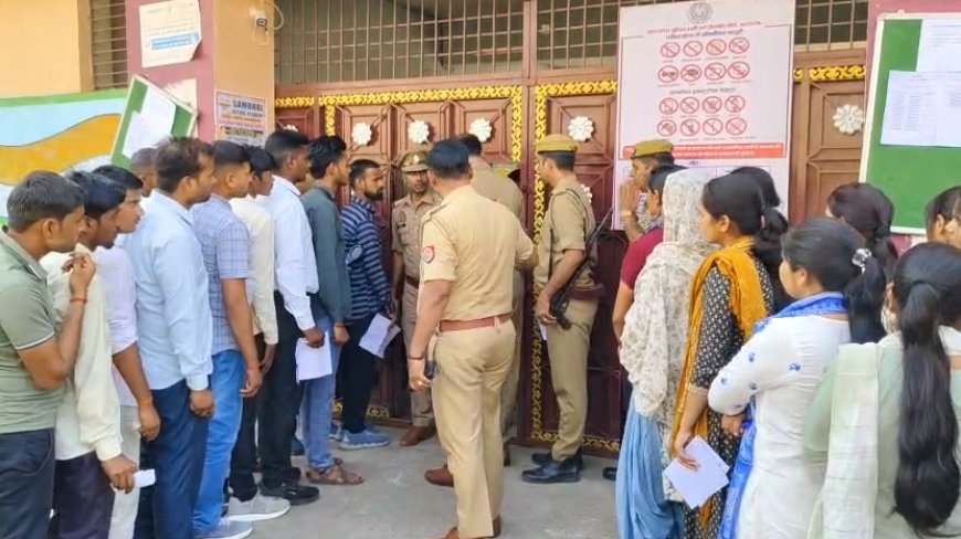 सम्भल में हाई अलर्ट: 21 हजार परीक्षार्थियों के लिए कड़ी सुरक्षा, 10 केंद्रों पर सख्त निगरानी में शुरू हुई परीक्षा।