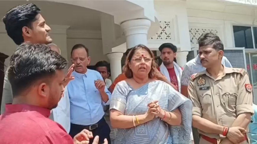 Hardoi : हरदोई की प्रतिष्ठित शिक्षाविद् के विरुद्ध सोशल मीडिया ट्रायल, ईर्ष्या और द्वेष की राजनीति से आहत हुआ गरिमामयी इतिहास