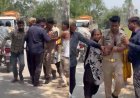 सम्भल में पुलिस पर हमला: चोरी के आरोपी को छुड़ाने के लिए ग्रामीणों का बवाल, वर्दी फाड़ी – 8 नामजद।