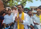 Hardoi : मलिहाबाद ज्ञापन देने जा रहे लोगों को हरदोई पुलिस ने अतरौली सीमा पर रोका, भारी बल तैनात