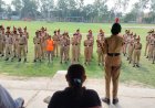 Hardoi : हरदोई स्पोर्ट्स स्टेडियम में स्वजनगणना जागरूकता कार्यक्रम आयोजित, युवाओं ने ली शपथ