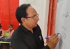 Sambhal : हिजाब-टोपी विवाद में बच्चों के बयान से नया मोड़, छात्रों ने कहा - 'नहीं बनाया गया कोई दबाव'