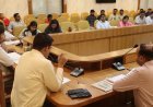 Hardoi : शहीद ग्रामों में बनेंगे 'गौरव पथ' और तोरण द्वार, जिलाधिकारी ने सैनिक बंधु की बैठक में समस्याओं के समाधान के दिए निर्देश