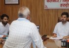 Hardoi: जनसुनवाई में डीएम अनुनय झा सख्त, 100 शिकायतों के त्वरित निस्तारण के दिए निर्देश। 