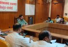 Hardoi : राजस्व वसूली में लापरवाही पर भड़के जिलाधिकारी, लक्ष्य पूरा न होने पर दी कार्रवाई की चेतावनी