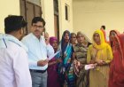 Hathras: स्वीकृत नाली निर्माण पर अवैध कब्जा रूकवाने की एसडीएम से शिकायत। 