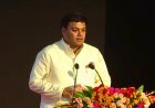 Lucknow : सीएम योगी ने वितरित किए प्रतीकात्मक चेक, अनुदेशकों को मिला सीधा लाभ, होलिस्टिक रिपोर्ट कार्ड’ का हुआ विमोचन