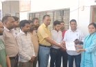 Sambhal: ऑनलाइन दवाइयों के खिलाफ केमिस्ट एसोसिएशन का मोर्चा, मुख्यमंत्री को भेजा ज्ञापन। 