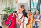 Ballia : जननायक चंद्रशेखर विश्वविद्यालय में नए शोधार्थियों का तिलक लगाकर हुआ अनोखा स्वागत