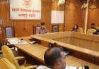 Hardoi : निर्माण कार्यों की समीक्षा बैठक, जिलाधिकारी ने समय पर और बेहतर काम करने के दिए निर्देश