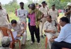 झारखंड के पाकुड़ में रोंगटे खड़े कर देने वाली वारदात: शक के अंधेरे में सनकी पति ने पत्नी को पत्थर से कुचला, मासूम बेटी की गला घोंटकर ली जान।