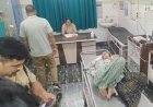 Bajpur : कार और बाइक की भीषण टक्कर में बच्ची और दंपति समेत चार लोग गंभीर रूप से घायल