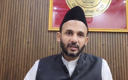 Sambhal: महिला आरक्षण पर सियासी संग्राम- बिल पास फिर भी ‘स्पेशल सत्र’ क्यों? बर्क ने उठाए तीखे सवाल। 