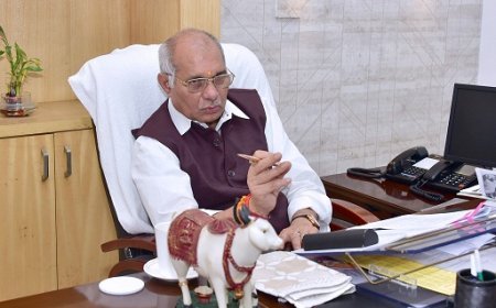 Lucknow: पशुधन मंत्री धर्मपाल सिंह का बड़ा बयान: गोवंशों के लिए चारा-पानी की पुख्ता व्यवस्था।
