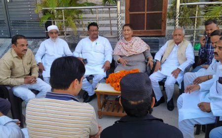 देवबन्द में पूर्व विधायक शशिबाला पुंडीर का जोरदार स्वागत, स्मार्ट कॉलोनी में कराया विद्युतीकरण।
