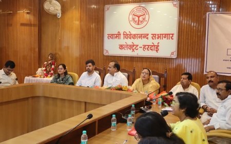 हरदोई में जनगणना-2027 के प्रथम चरण का शुभारंभ, स्व-गणना अभियान पर दिया गया जोर।