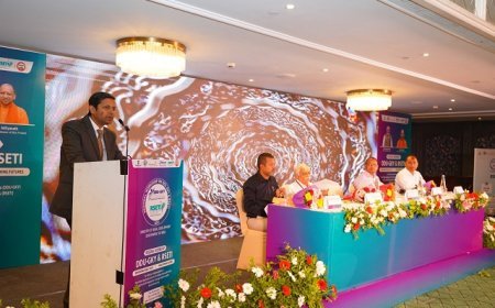 हुनर से आत्मनिर्भरता का सफर: आगरा में DDU-GKY 2.0 का रोडमैप तैयार, अब 'प्रोजेक्ट मोड' नहीं 'बैच मोड' पर होगा काम।                 