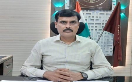 Ballia : राजस्व वसूली में तेजी लाएं विभाग, लक्ष्य के अनुसार करें कार्य - डीएम