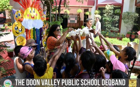 Deoband : दून वैली पब्लिक स्कूल में नन्हे बच्चों ने पूल पार्टी और रेन डांस का जमकर आनंद लिया