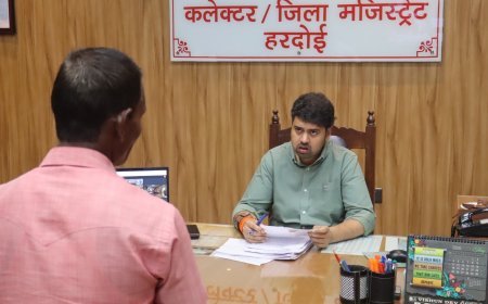 Hardoi : जिलाधिकारी ने जनसुनवाई में सुनीं 92 समस्याएं, त्वरित निस्तारण के दिए निर्देश