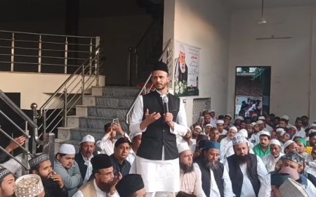 Sambhal : बर्क साहब सिर्फ नेता नहीं, परिवार के मुखिया थे - दूसरी बरसी पर भावुक हुए ज़ियाउर्रहमान बर्क