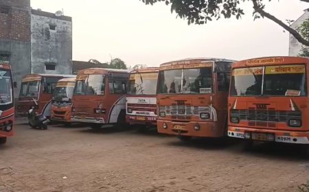 Sambhal : बस में अब सफर होगा और सुरक्षित - यात्रियों के लिए सीट बेल्ट अनिवार्य करने के फैसले का चालक और परिचालक ने किया स्वागत