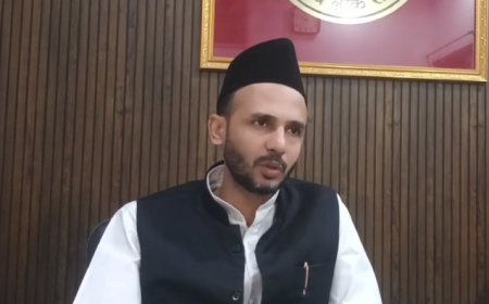 Sambhal : सम्भल के स्कूल में हिजाब-टोपी विवाद पर गरमाई सियासत, सांसद ज़ियाउर्रहमान बर्क बोले बच्चों के बीच ज़हर घोलने की कोशिश