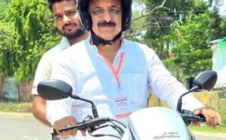 Saharanpur : विधायक राजीव गुंबर ने पेट्रोल बचत के लिए अपनाया दोपहिया वाहन